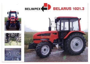 Tractoren met vierwielaandrijving Belarus 1021.3