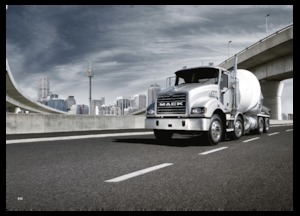 Trekkers Mack METRO-LINER Day Cab ISL 350 10x4