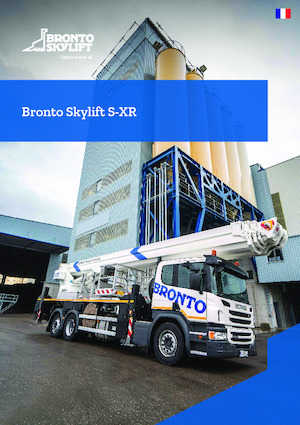 Telescoophoogwerkers op vrachtwagens Bronto Skylift S70XR