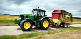 Tractoren met vierwielaandrijving John Deere 6830