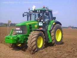 Tractoren met vierwielaandrijving John Deere 7530 E Premium