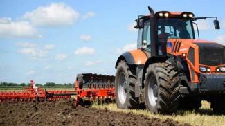 Tractoren met vierwielaandrijving Terrion ATM 7360