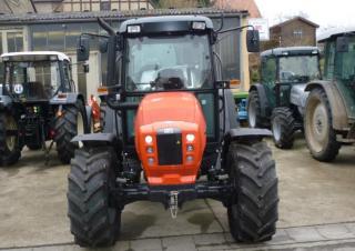 Tractoren met vierwielaandrijving SAME Dorado 80 Classic 