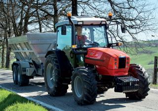 Tractoren met vierwielaandrijving SAME Dorado 80