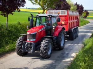 Tractoren met vierwielaandrijving Massey Ferguson MF 7622 Dyna 6