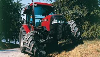 Tractoren met vierwielaandrijving Case IH Quantum 75 C Basis