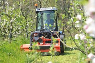 Tractoren met vierwielaandrijving BCS Valiant 650 AR
