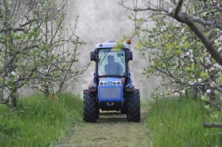 Tractoren met vierwielaandrijving BCS Valiant 650 AR