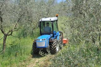 Tractoren met vierwielaandrijving BCS Valiant 650 AR