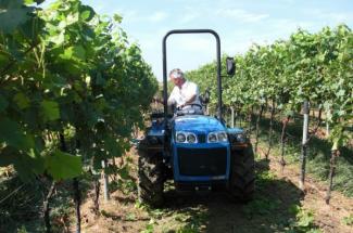 Tractoren met vierwielaandrijving BCS Valiant 650 AR