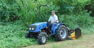 Tractoren met vierwielaandrijving BCS Vivid 400