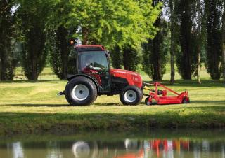 Tractoren met vierwielaandrijving McCormick X2.30 MR