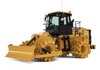 Afvalpersen Caterpillar 815K