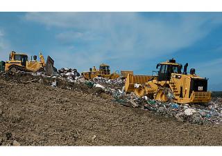 Afvalpersen Caterpillar 826K