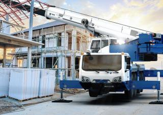 All-terrain kranen Tadano AC 4.070-2