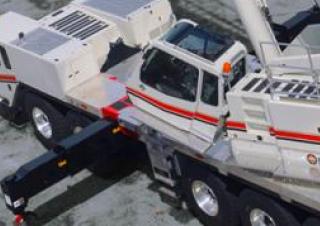 All-terrain kranen Link-Belt ATC-3210