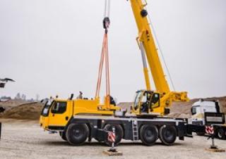All-terrain kranen Liebherr LTM 1090-4.2 
