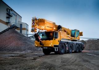 All-terrain kranen Liebherr LTM 1090-4.2 