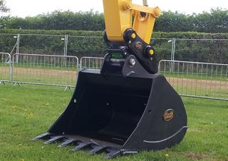 Aanbouwdelen Bakken Bakken voor graafmachine Geith H60-2000