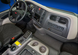 Trucks Bakwagen Peterbilt 220 PACCAR PX-7