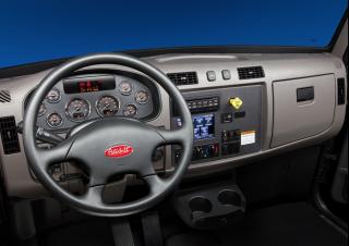 Trucks Bakwagen Peterbilt 348 PACCAR PX-7