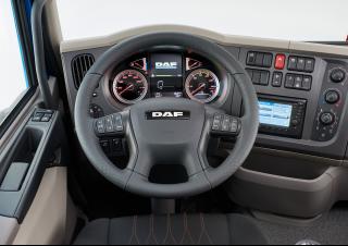 Trucks Bakwagen DAF LF 210 FA 16t