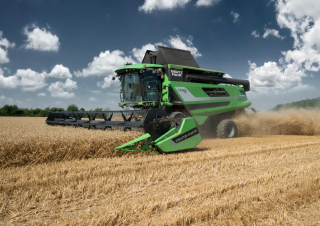 Combine maaidorsers DEUTZ-FAHR C 9306 TS