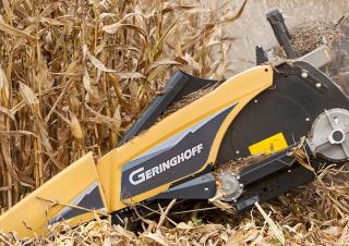 Aangebouwd Combine maaidorsers maïsvanger Geringhoff RD 900 B
