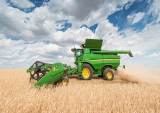 Combine maaidorsers John Deere S790 