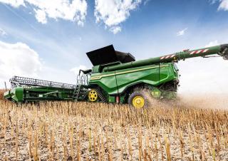 Combine maaidorsers John Deere X9 1100  