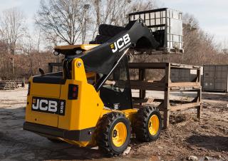 Schrankladers JCB 225