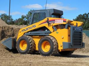 Schrankladers Mustang 3300 V