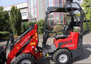 Compacte wielladers Schäffer 2028-2 