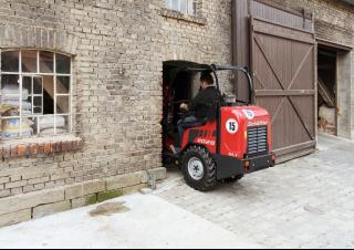 Compacte wielladers Schäffer 2028 SLT 