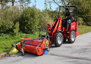 Compacte wielladers Schäffer 2034