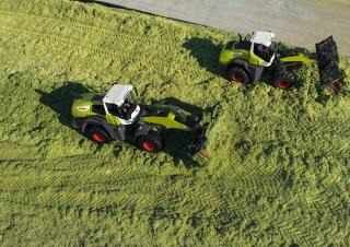 Compacte wielladers Claas Torion 1913
