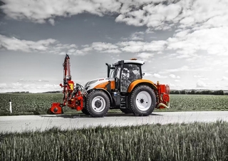 Voertuigen Compacttrekkers Steyr 4135 Profi CVT Profi