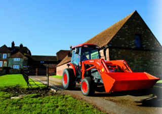 Voertuigen Compacttrekkers Kubota L2421 DW