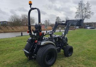 Voertuigen Compacttrekkers Solis Solis 26