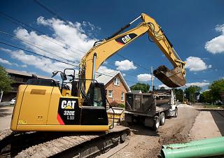 Rupsgraafmachines Caterpillar 320E LRR
