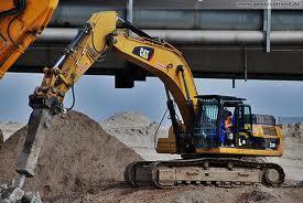 Rupsgraafmachines Caterpillar 330D LN