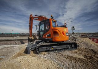 Rupsgraafmachines Doosan DX140LCR-3