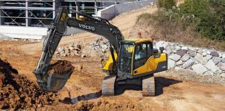 Rupsgraafmachines Volvo EC140DL