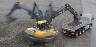Rupsgraafmachines Volvo EC220DL