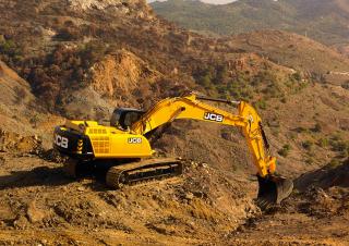 Rupsgraafmachines JCB JS330 LC