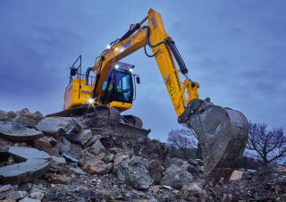 Rupsgraafmachines JCB JZ 140 LC