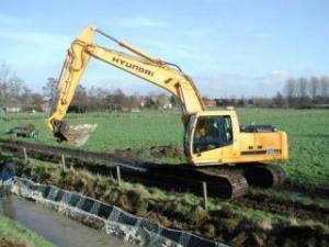 Rupsgraafmachines Hyundai R 210 LC 7