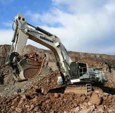 Rupsgraafmachines Liebherr R 9100