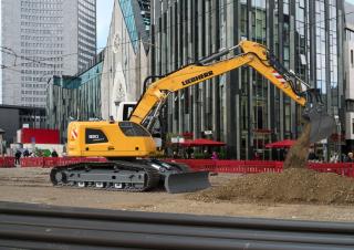 Rupsgraafmachines Liebherr R 920 Compact