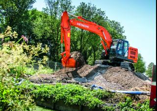 Rupsgraafmachines Hitachi ZX225USRLC-6